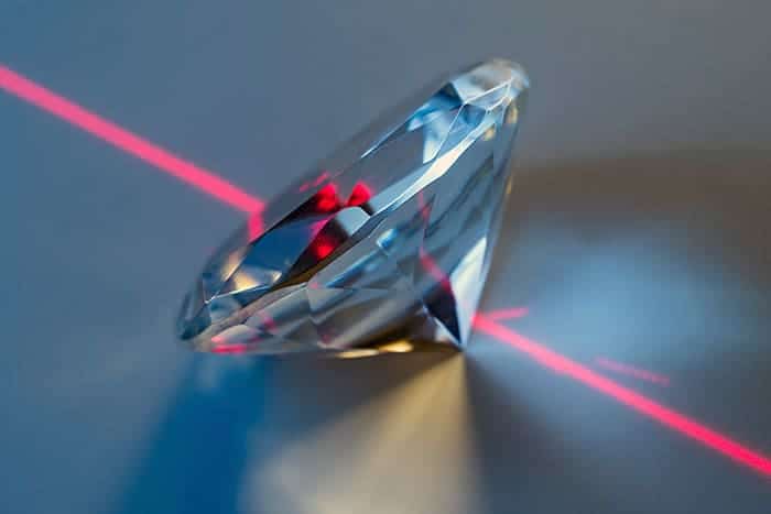 Photograph of laser light passing through a diamond