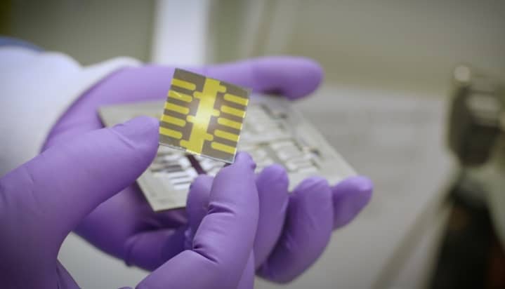 Perovskite thin-film X-ray detector