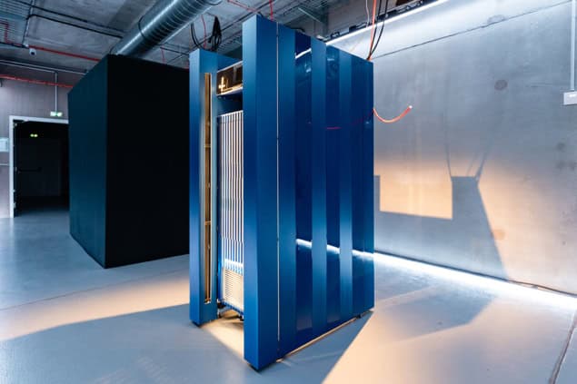 Quandela’s flagship photonic quantum computing platform Mosaiq